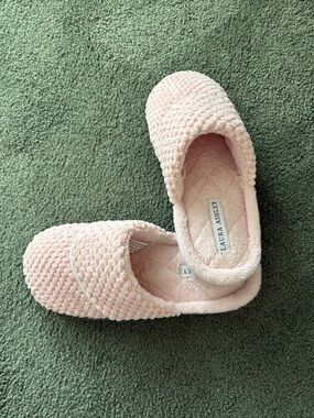 Laura Ashley Slippers Sz S 5-6  Pink
Spa Slides NWOT